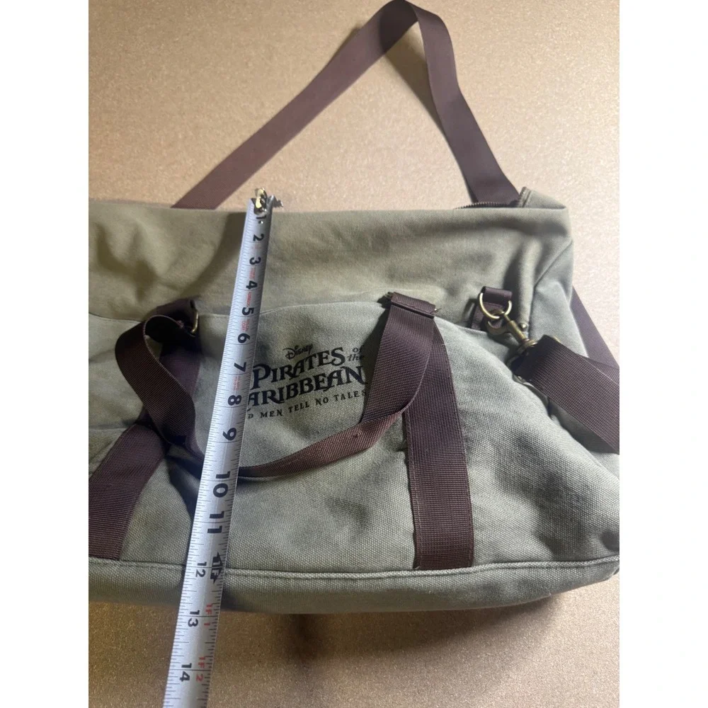 Disney Pirates of the Caribbean Dead Men Tell No Tales Canvas Duffle Bag Green‎